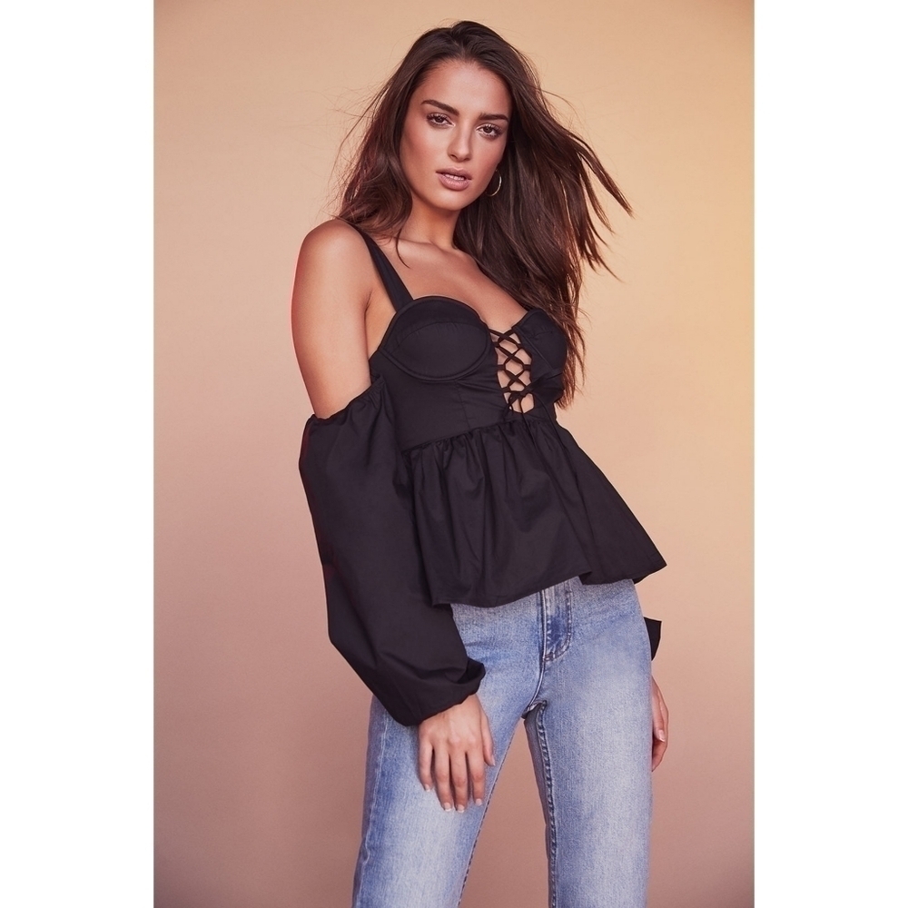 Tularosa Elsie Lace Up Front Cold Shoulder Blouse in Black Small